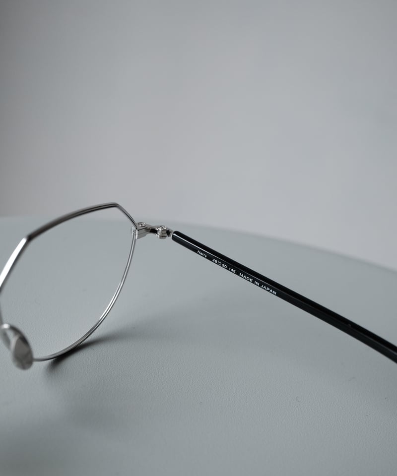 YUICHI TOYAMA. / U-178 Harry(02 Silver/Black) |