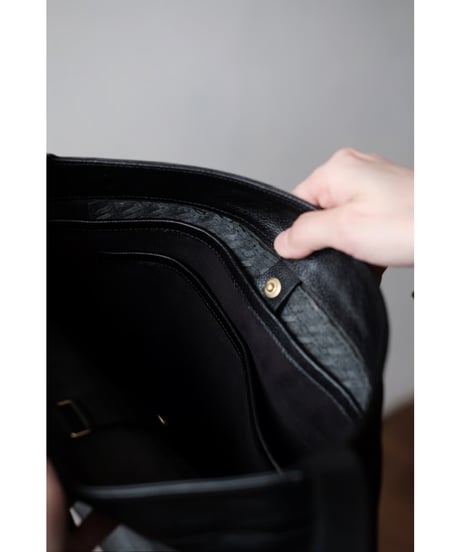 forme / Panel Tote M(Siena/Black)