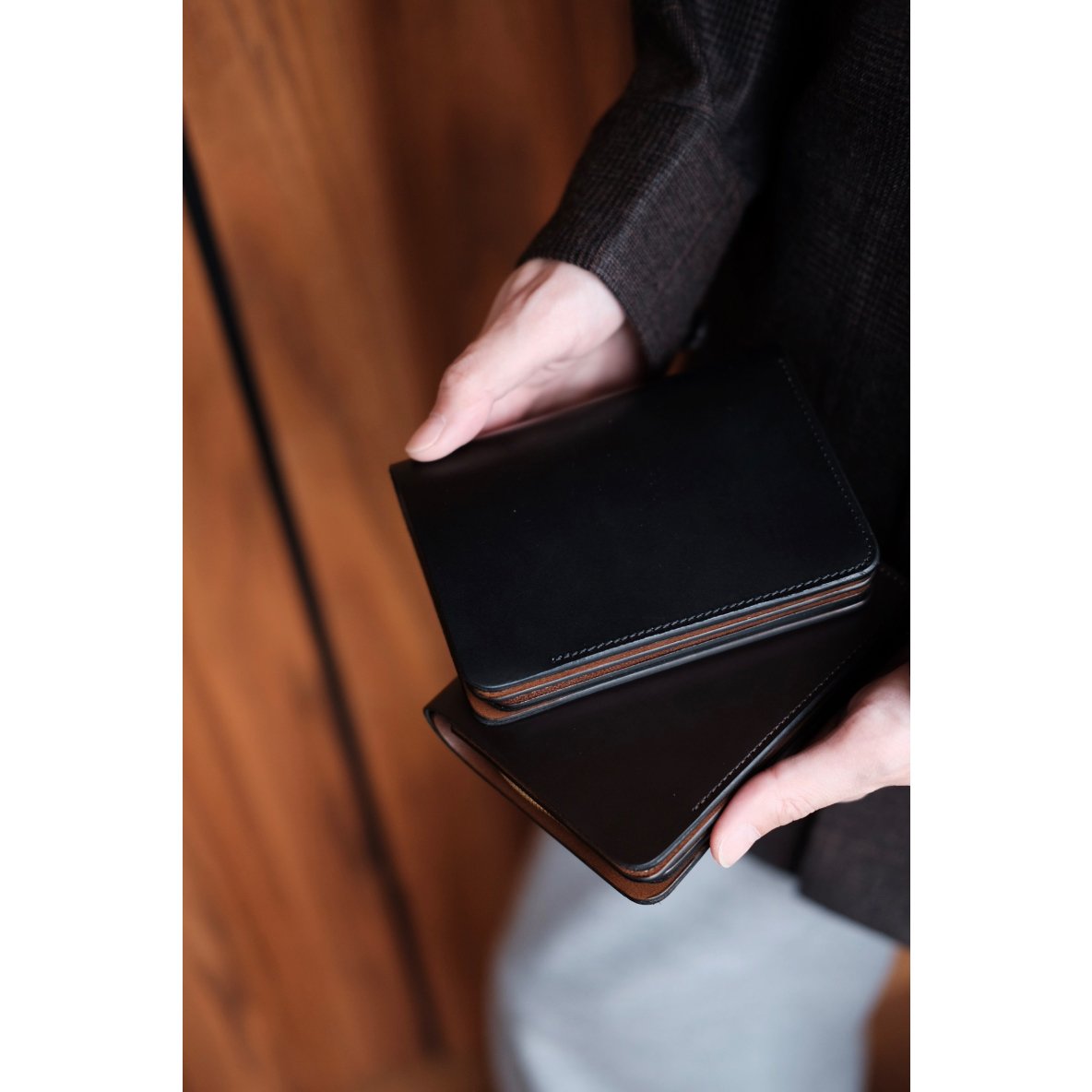 ロブスタレザーMiniWalletシェルコードバンrobustaleather