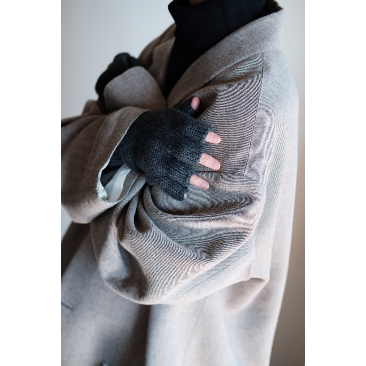 【PICEA（ピセア）】手袋 カシミア ブラック PICEA / 5GG Glove(2 colors) | PARK
