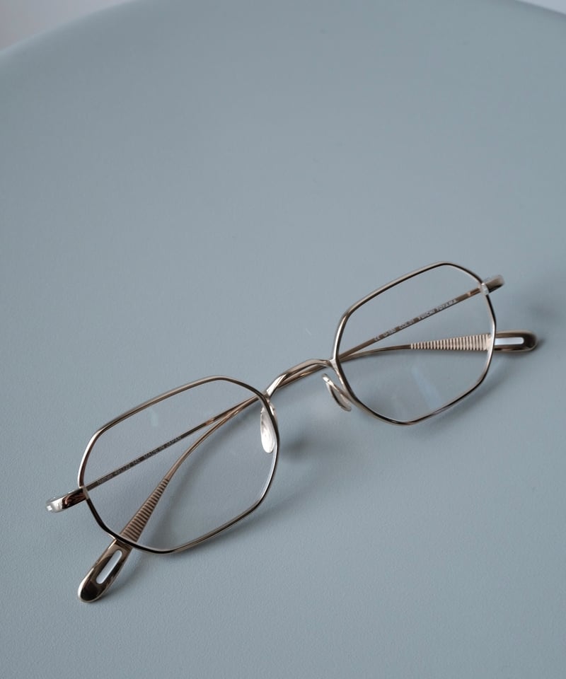 YUICHI TOYAMA. / U-180 Nathan(01 White Gold) |