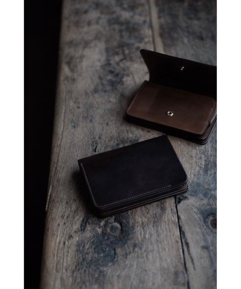 極美品　forme short wallet cordovan black forme（フォルメ）Short wallet（Black×Brown）Cordovan｜通販