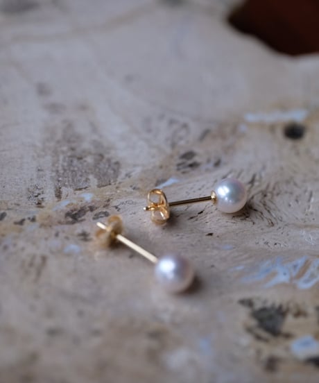 sCenes /【ESSENTIALS】Akoya Pearl Stud Earrings(4.5mm-5.0mm)