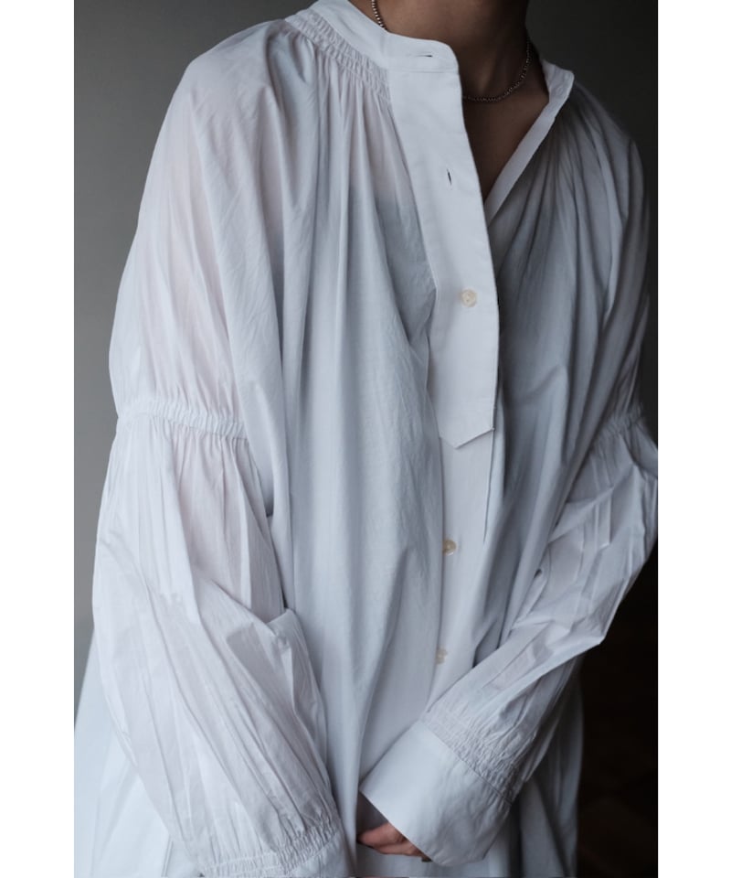Pau thongvird / Gather Big Shirt(White) | PARK
