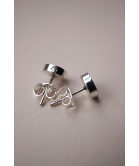 BASENOTES / Petit Dot Earrings from Mexico