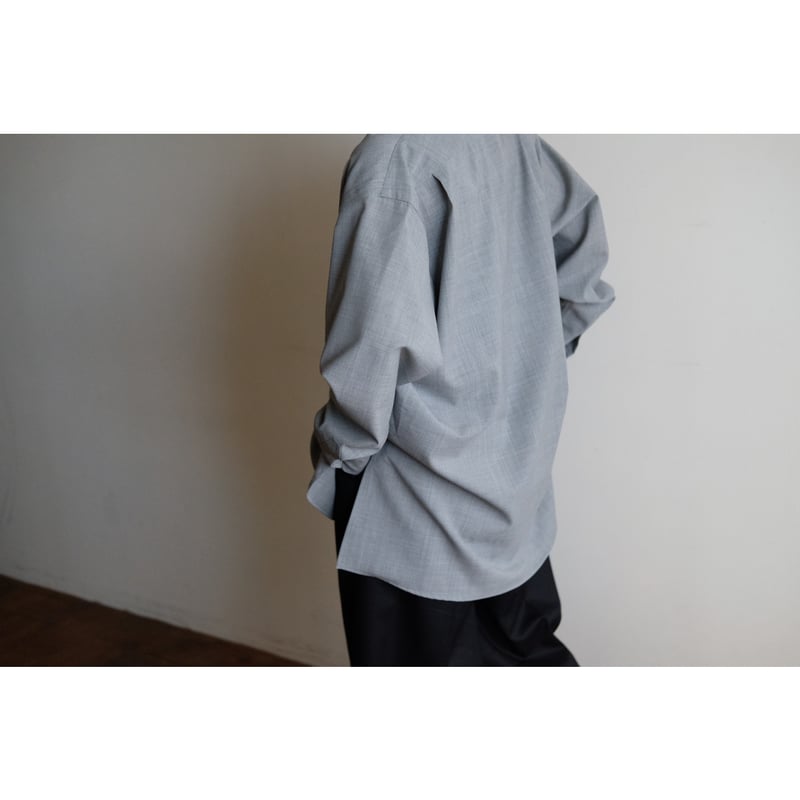 un/unbient /V-Neck Pullover Shirt (Mixed Gray) 