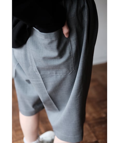 un/unbient / Wide Easy Shorts(Light Grey)