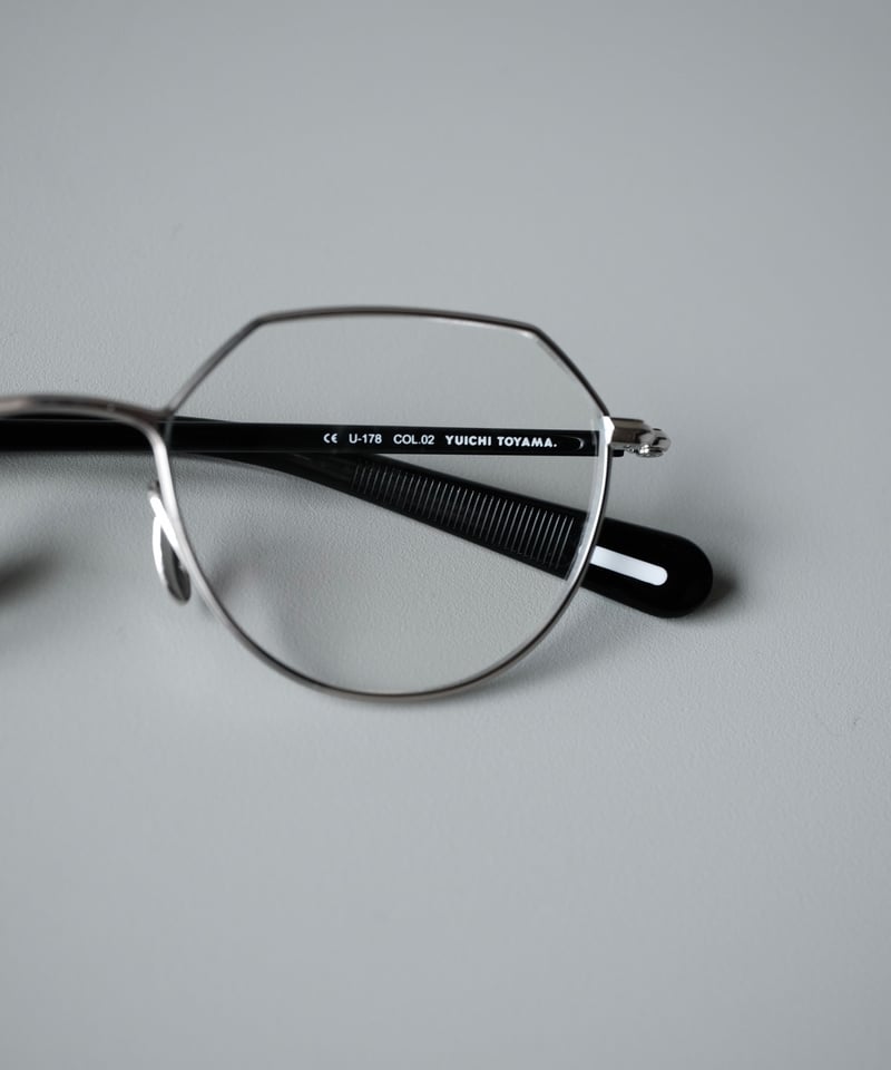 YUICHI TOYAMA. / U-178 Harry(02 Silver/Black) |