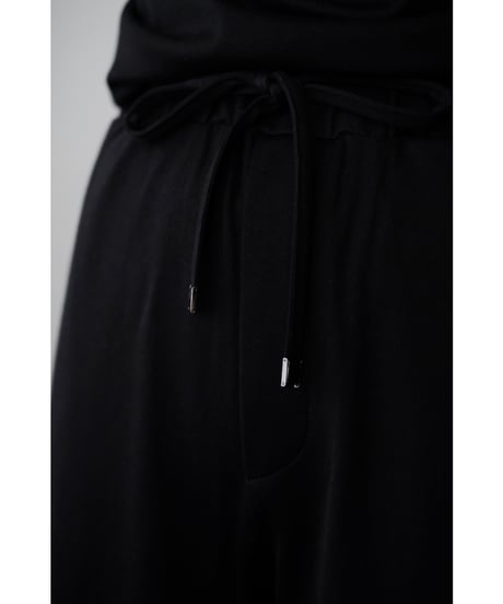 LIFiLL / Cottony Relax Tapered Pants(Black)