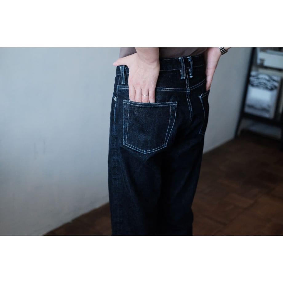 640d7edb5d04872b6fa570ed