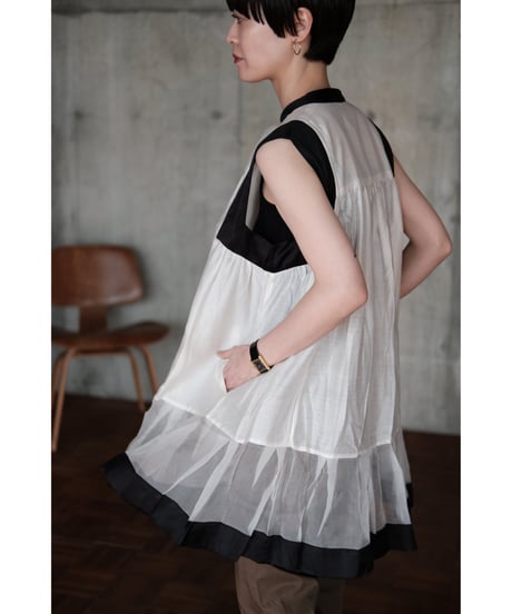 Pau thongvird / Tanya(Off/Black)