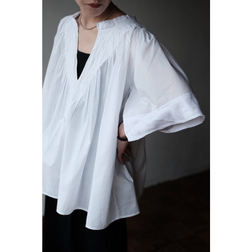 ワンピース Pau thongvird / Gather Big Shirt Pau thongvird / Gather