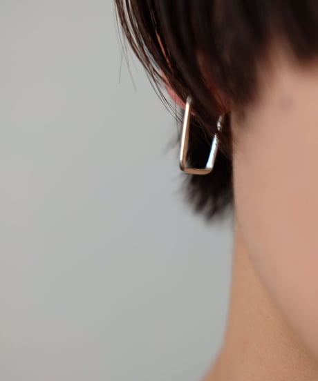 BASENOTES / 20mm Square Hoop from Mexico