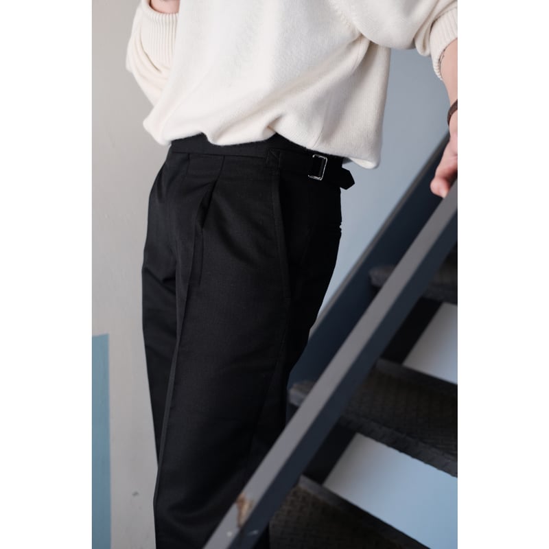 高価値 fendart 1 tuck trousers スラックス 新品 スラックス