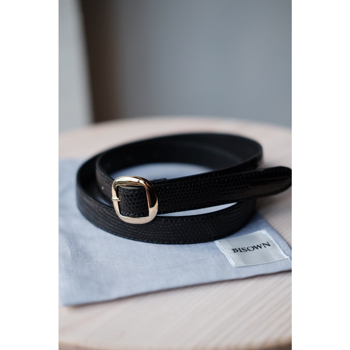 【一度のみ使用】BISOWN ブラック リザードレザー ベルト BISOWN / LIZARD SQUARE BELT(2 colors) | PARK
