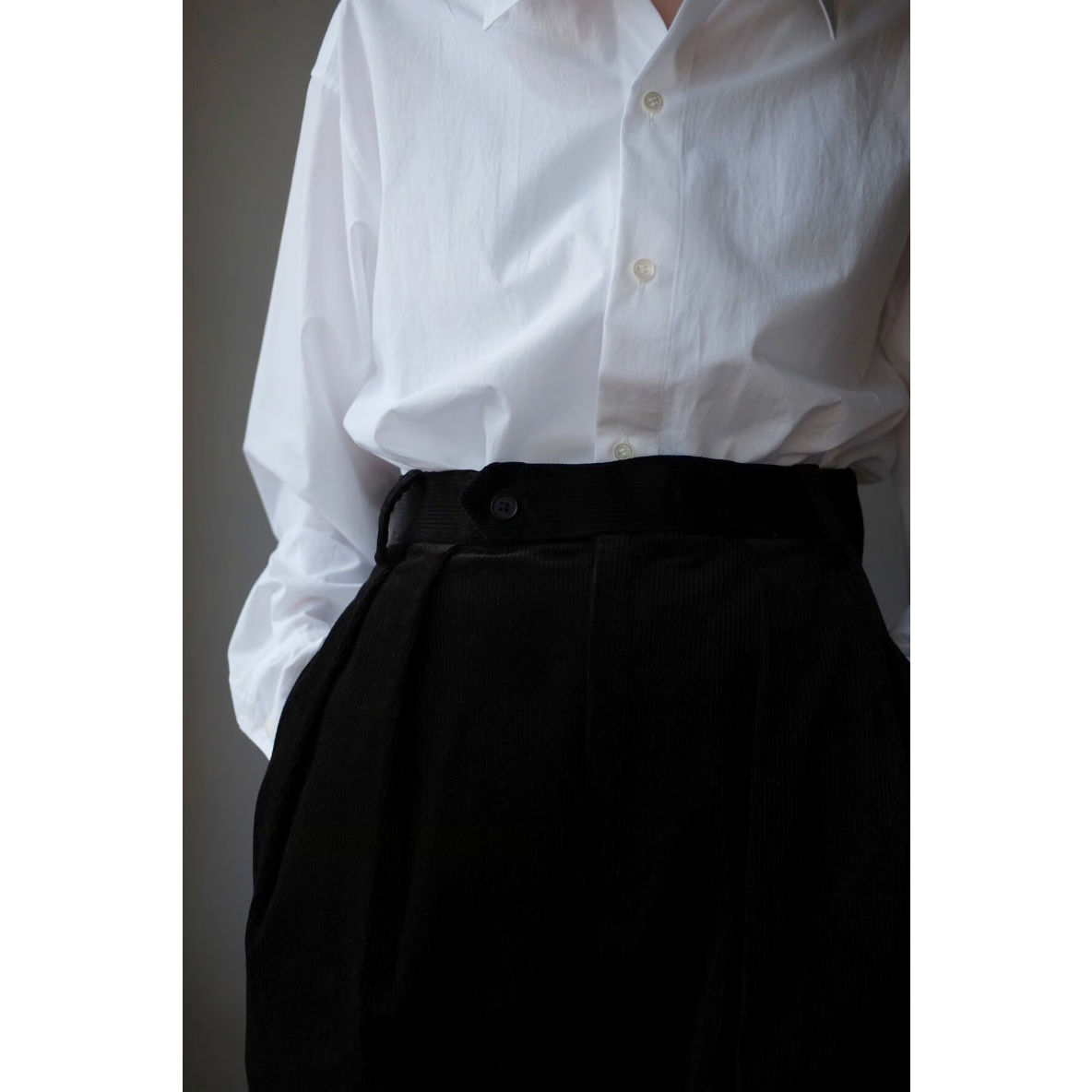 パンツ BISOWN 25aw CORDUROY 2TUCK WIDE TROUSERS BISOWN / CORDUROY 2TUCK WIDE TROUSERS(Brown) |