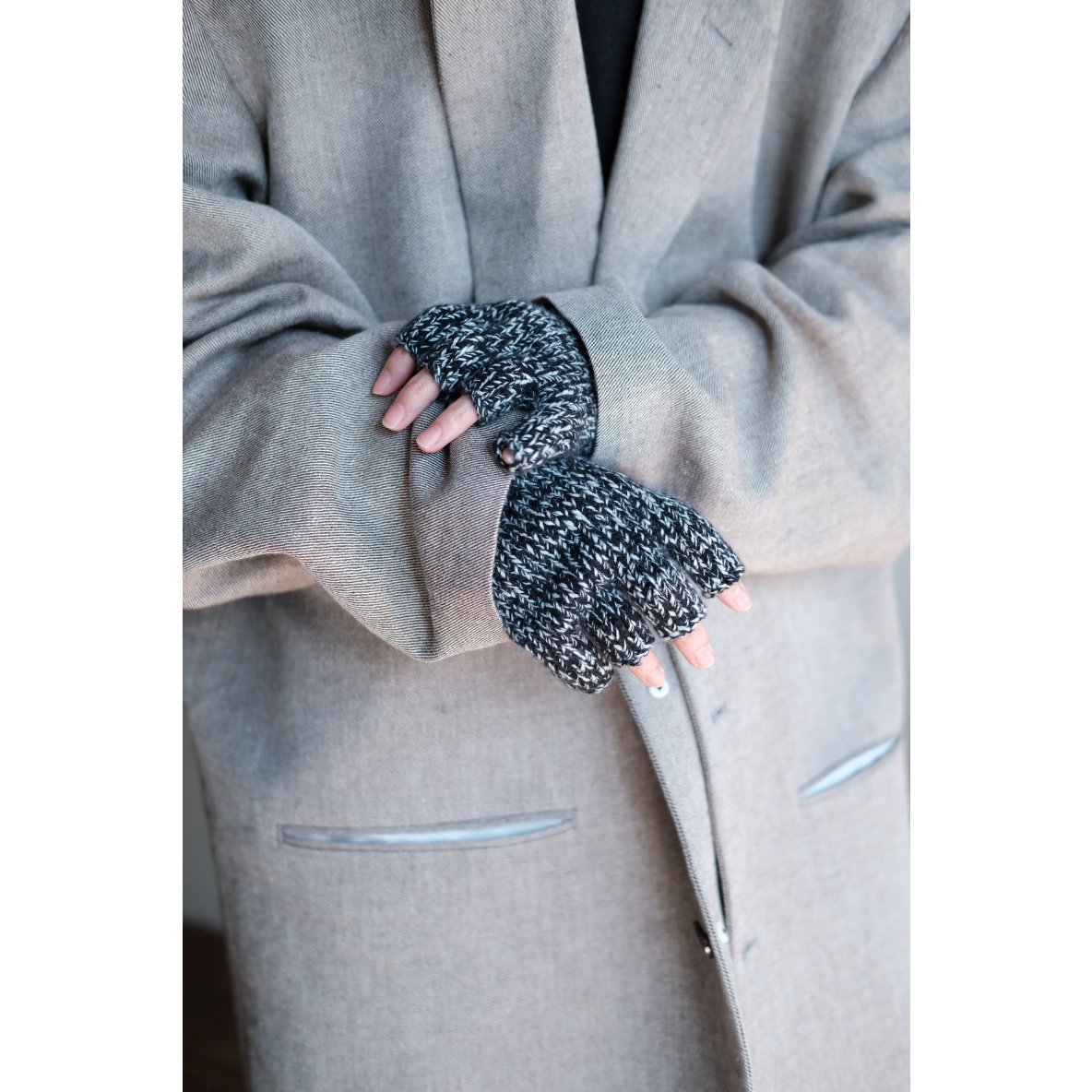 【PICEA（ピセア）】手袋 カシミア ブラック PICEA / 5GG Glove(2 colors) | PARK