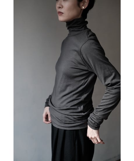 LIFiLL / Woolish Highneck(Charcoal)