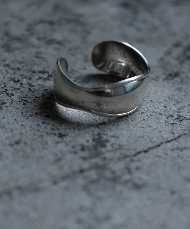 BASENOTES / Curve Bangle from Mexico | PARK