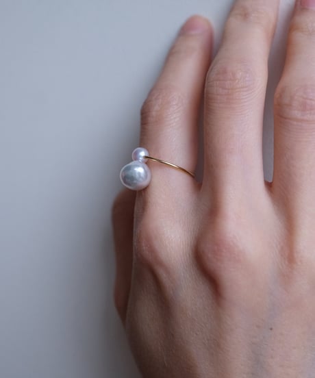 sCenes / Collectible Akoya Pearl 8.5-9.0mm