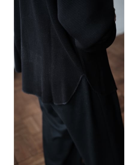LIFiLL / Cottony Waffle Longsleeve Tee(Black)
