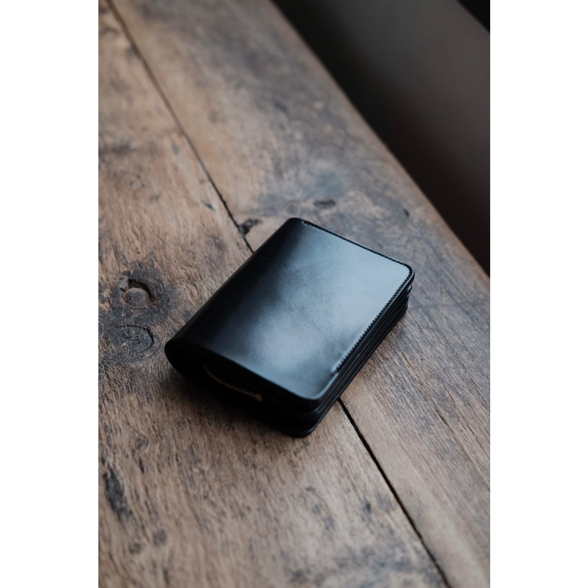 forme フォルメshort wallet cordvan black MEN forme/フォルメ Short wallet CORDVAN BLACK – _COMES THE SUN