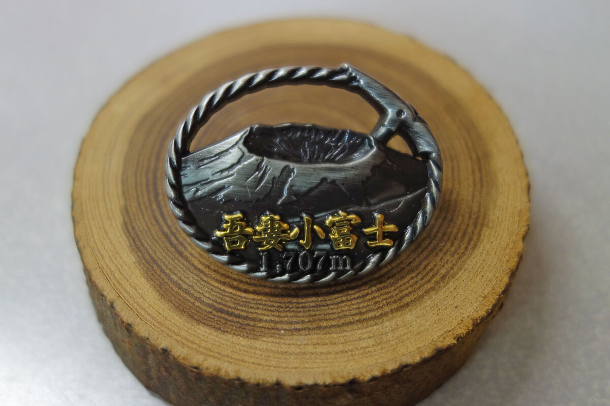 バッジ 鳴潮 仮面シリーズバッジ ブラント：グッズ(輸入) | ステラワース