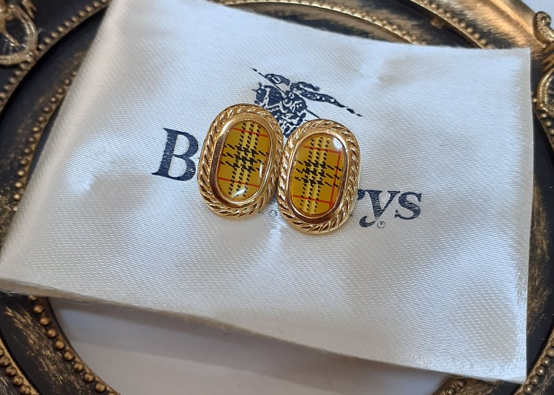 SOLDOUT‼ BURBERRY ヴィンテージイヤリング | ribbon⑅níknæk