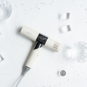 【メンテナンス済み】 絹女 KINUJO ホワイト ヘアドライヤー 606 メンテナンス済み】 絹女 KINUJO ホワイト ヘアドライヤー 606