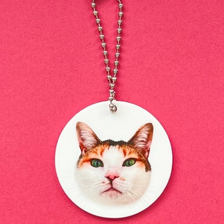 三毛猫の小梅ちゃんキーホルダー