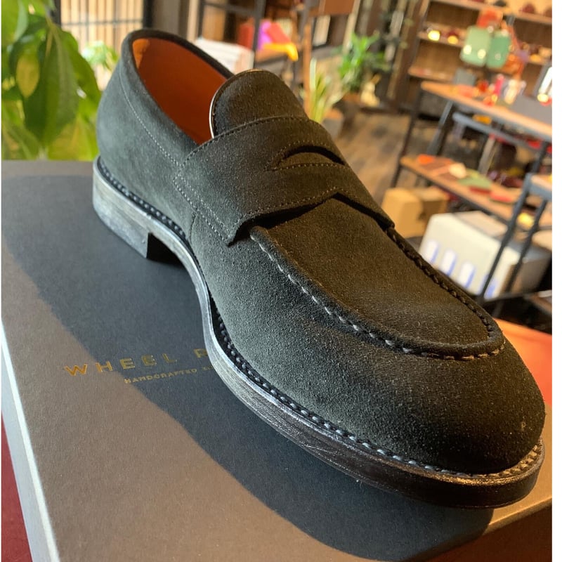 WHEEL ROBE ✖️ LEATHER STYLE FAVOR 別注ローファー | LEA