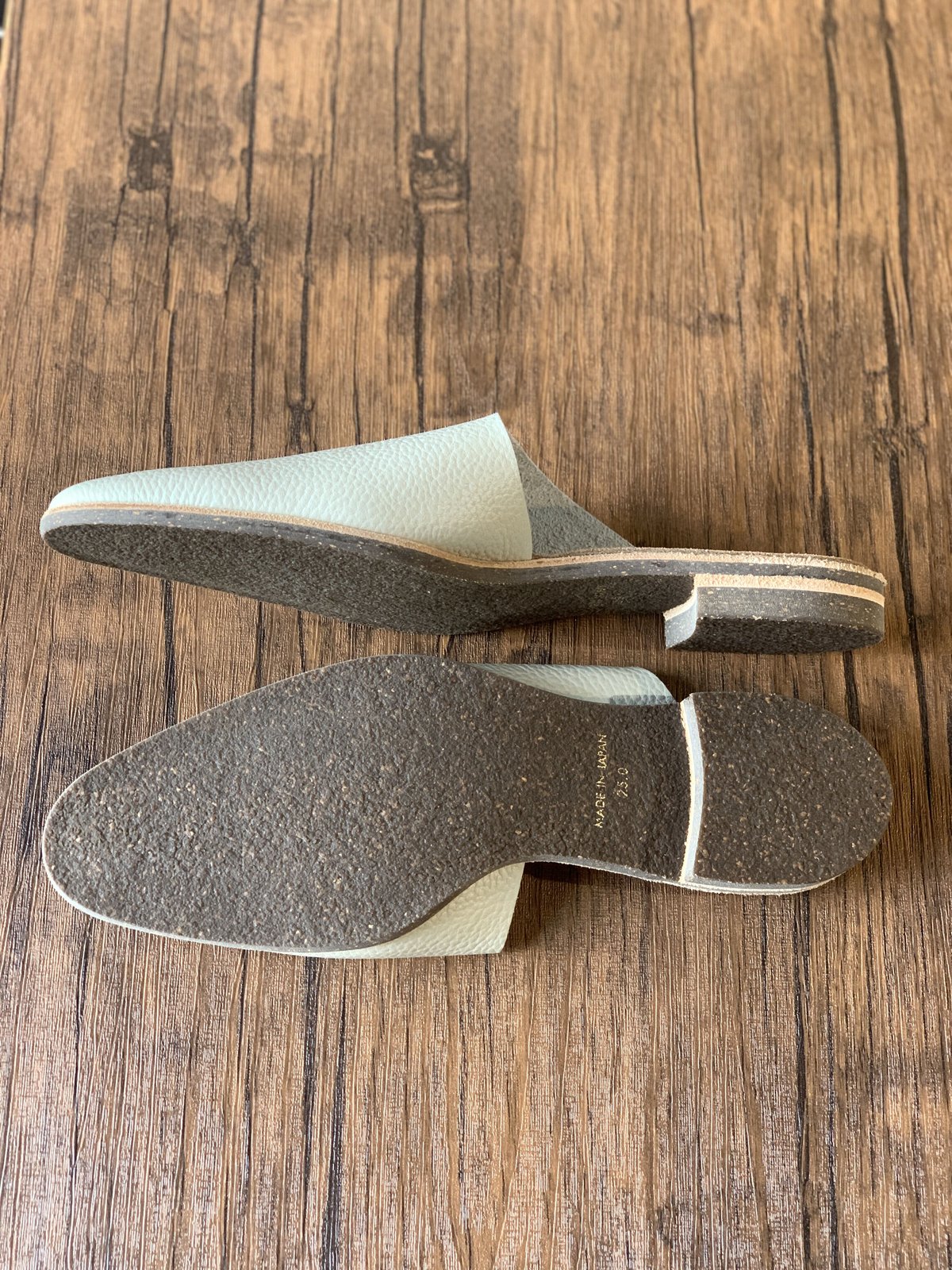韓流スター注目ブランド☆ピクシー装飾のレザートリムミュール Bill Wall Leather（ビルウォールレザー）【EXCLUSIVE】スモール