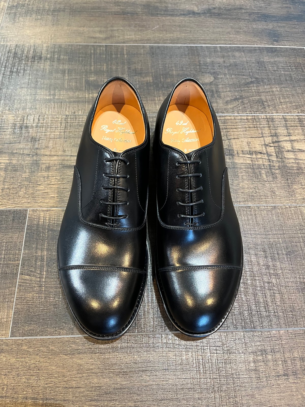 42ND ROYAL HIGHLAND ネイビーコレクション 内羽根ストレートチップ