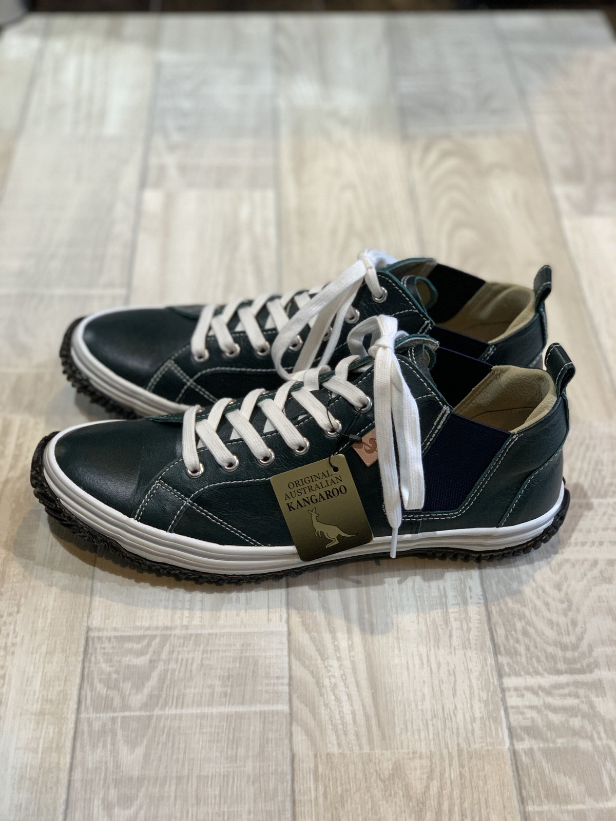 スピングル サイドゴアミドルカット ダークブルー | LEATHER スピングル サイドゴアミドルカット ダークブルー | LEATHER