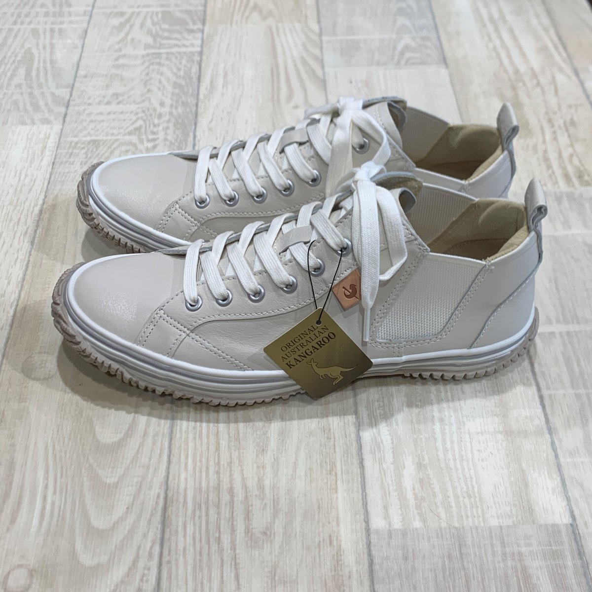 chokevolution59　スニーカー サイドゴア ミドルカット スピングル サイドゴアミドルカット ライトグレー | LEATHER