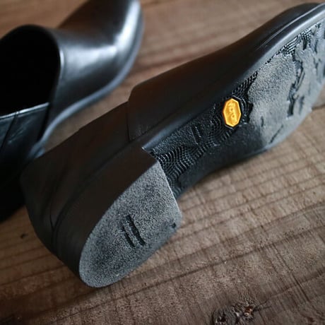 サボ /TRAVEL SHOES bychausser