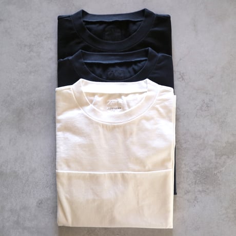 オーガニックファインコットンプリントフットボールTシャツ／TOUJOURS