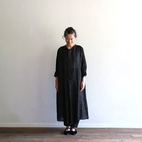 リネンクラッシックパンツ／ROBE de PEAU