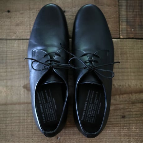 プレーントゥシューズ/TRAVEL SHOES bychausser