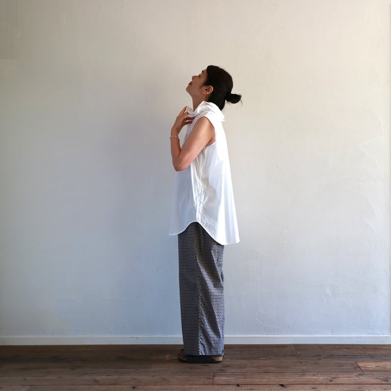 Scye 高密度リネンタックブラウス サイズ38 1224-31446 プルオーバー  