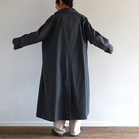 ハイカウントコットンシルクギャバジンオーバーサイズワイドスリップステンカラーコート／TOUJOURS