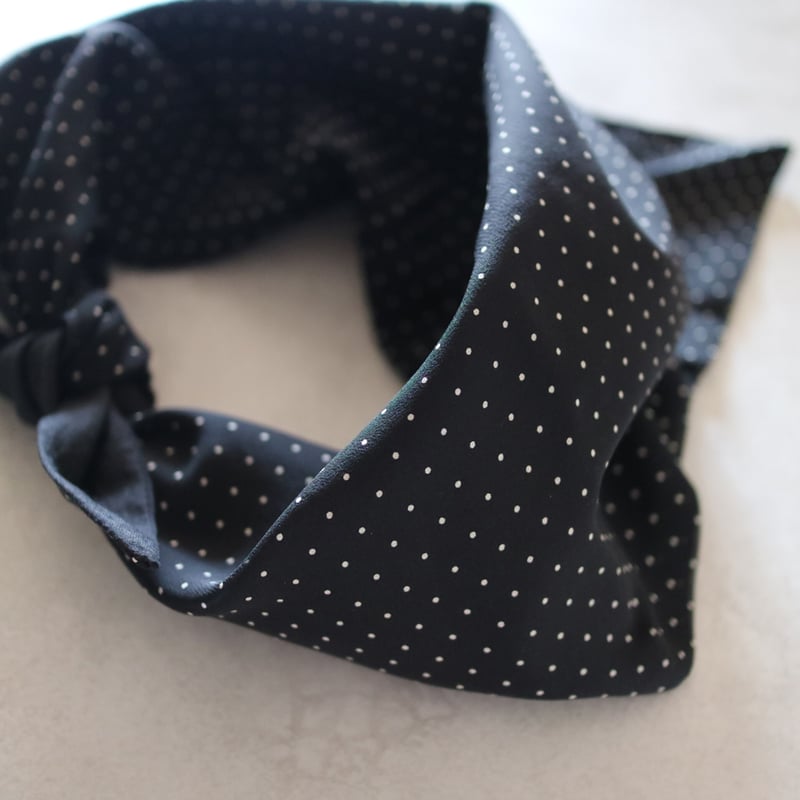 トゥジュー toujours トライアングル　スカーフ fit=scale-down,w=1200