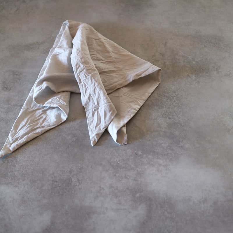 スーパーファインウールシルクトライアングルスカーフ／TOUJOURS | ovede