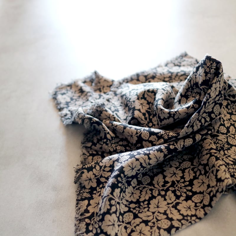 ワイルドベリーガーゼショール／R&D.Co- | ovede