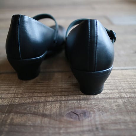 ワンストラップヒールシューズ/TRAVEL SHOES bychausser