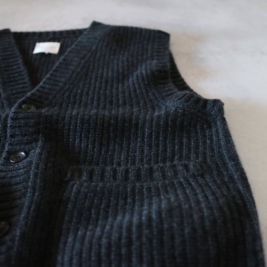 エクストラファインピュアカシミアリブステッチカーディガンベスト