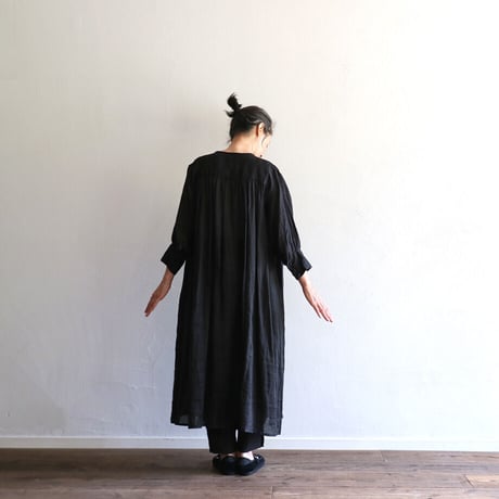 リネンクラッシックパンツ／ROBE de PEAU