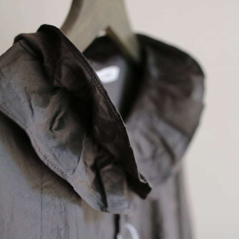 コットンシルクフェイルラッフルカラーバギーシャツ／TOUJOURS | ovede