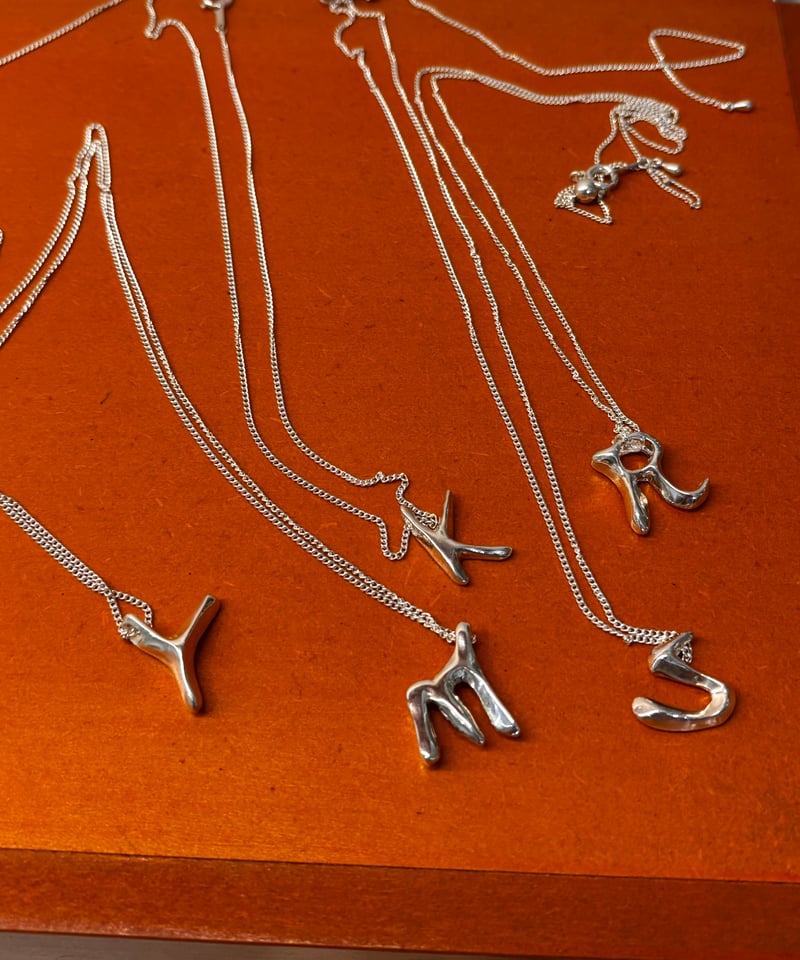MAISON D'PULSE / Alphabet necklace | JURK shop MAISON D'PULSE / Alphabet necklace | JURK shop