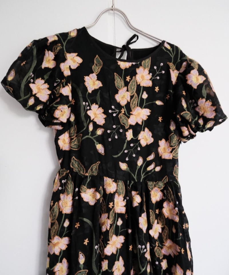 DREAM sisterjane / Wood Lily Embroidered Maxi D